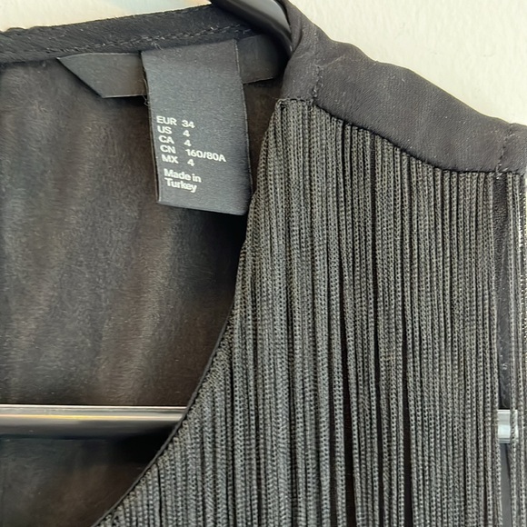 H&M tank top with fringe - Picture 3 of 8